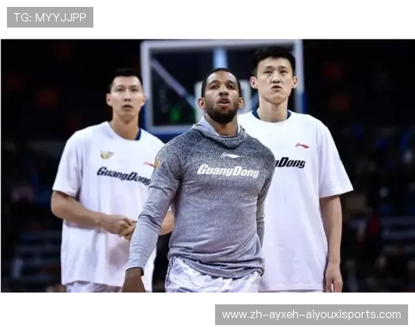 莫里斯目前效力于哪支CBA球队及其表现